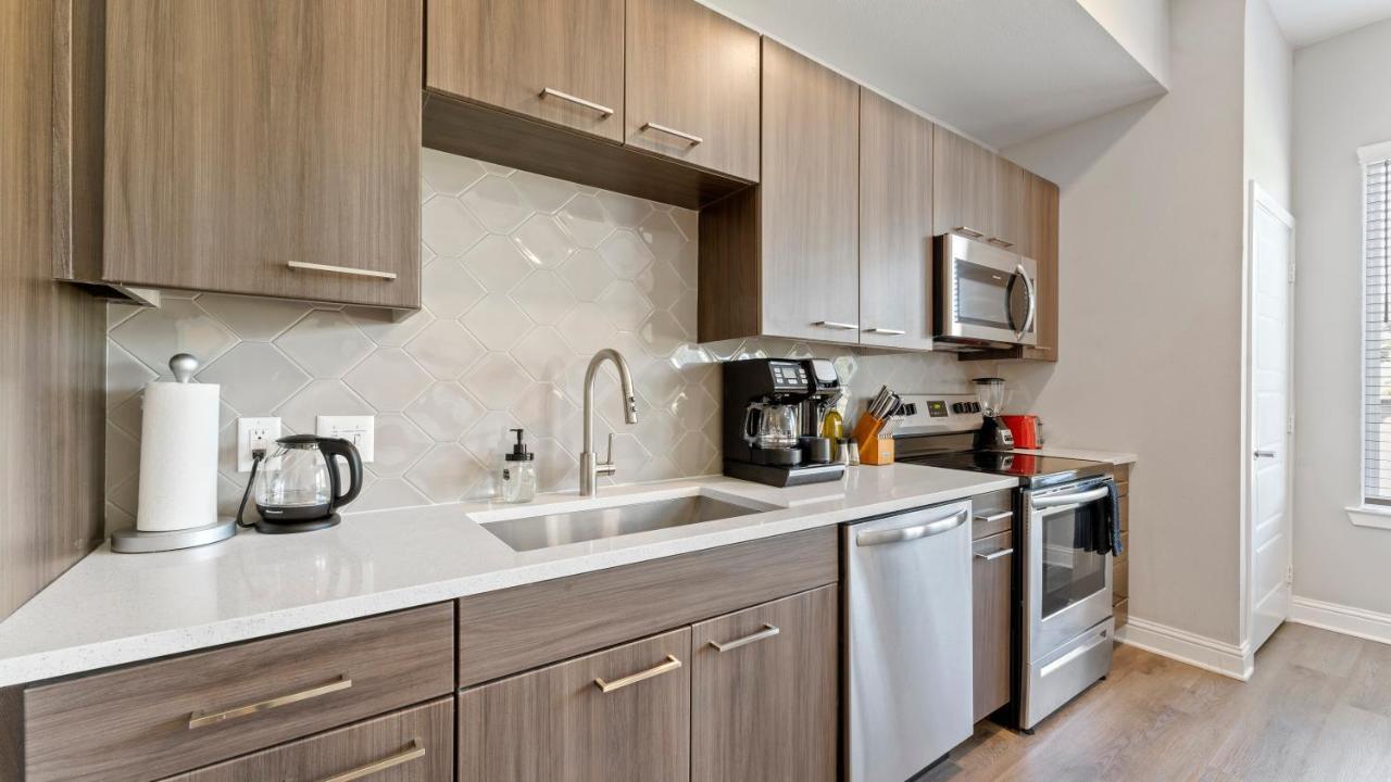 דירות אוסטין Upscale Modern Apts - Free Parking, Fast Wifi, Courtyard מראה חיצוני תמונה