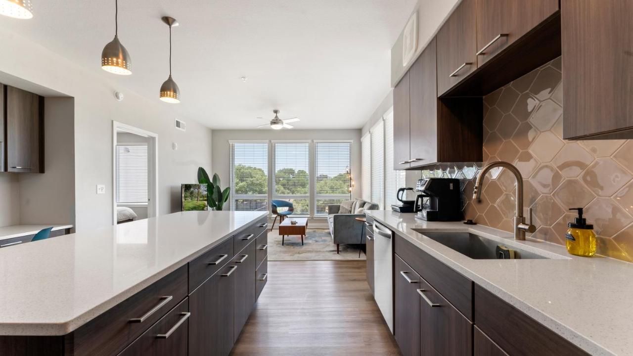 דירות אוסטין Upscale Modern Apts - Free Parking, Fast Wifi, Courtyard מראה חיצוני תמונה