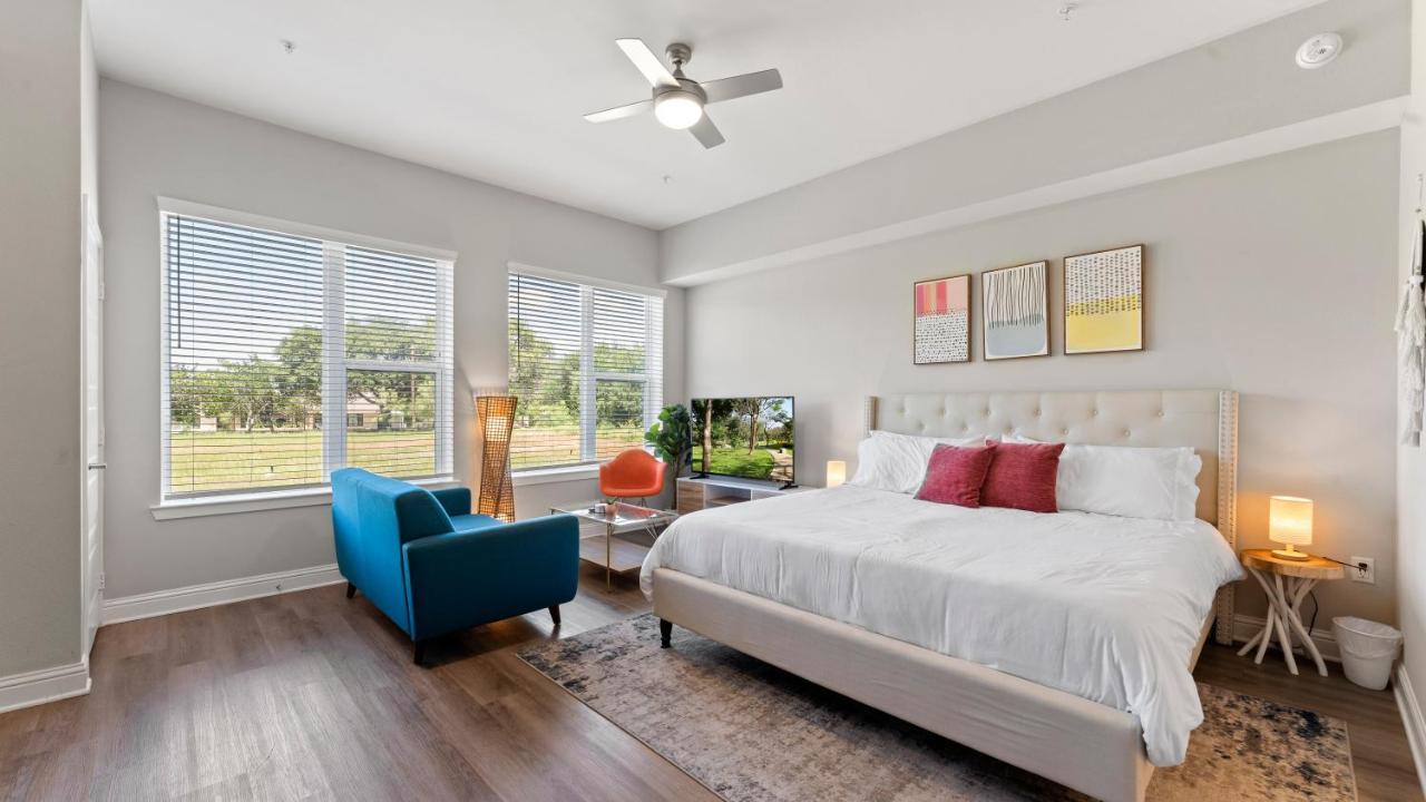 דירות אוסטין Upscale Modern Apts - Free Parking, Fast Wifi, Courtyard מראה חיצוני תמונה